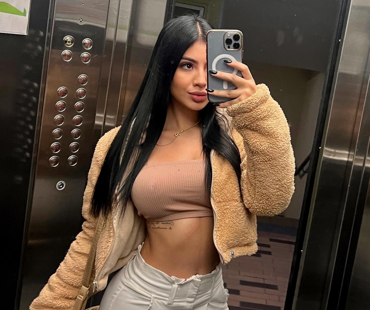 Taty Mendes